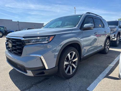 2024 Honda Pilot Touring 8-Passenger