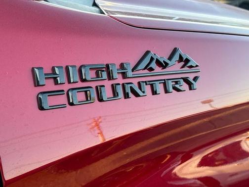 2022 Chevrolet Silverado 1500 High Country