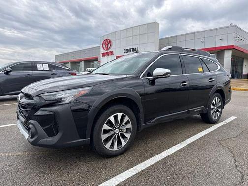 2023 Subaru Outback Touring
