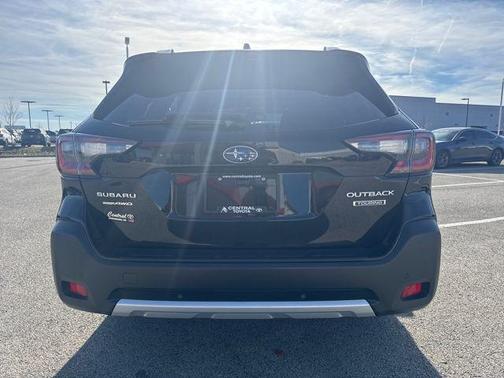 2023 Subaru Outback Touring