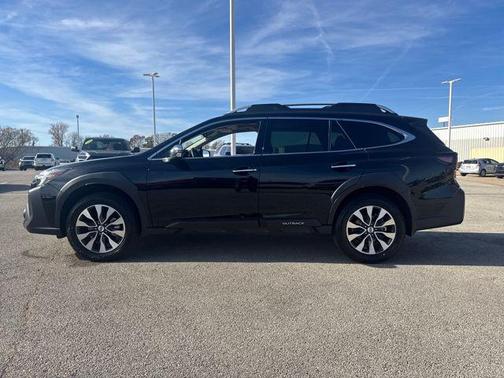 2023 Subaru Outback Touring