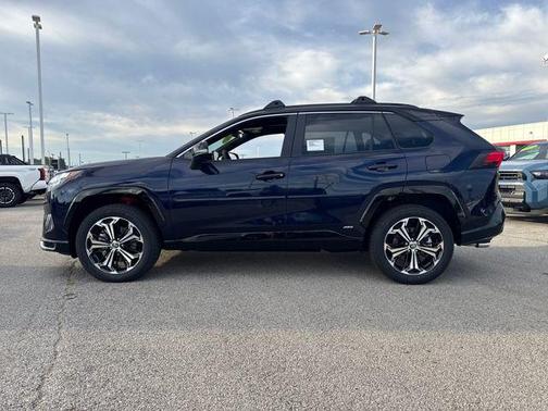 2025 Toyota RAV4 Hybrid SE