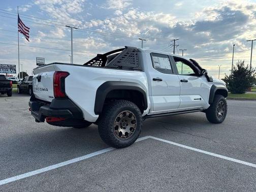 2025 Toyota Tacoma Hybrid Trailhunter