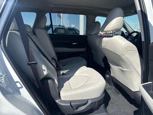 2026 Toyota Grand Highlander Hybrid Limited