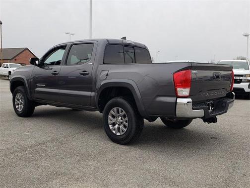 2017 Toyota Tacoma SR5
