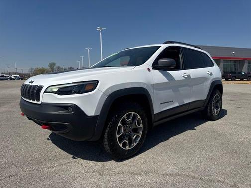 Bright White Clearcoat 2021 Jeep Cherokee Trailhawk