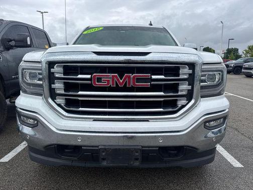 Summit White 2018 GMC Sierra 1500 SLT