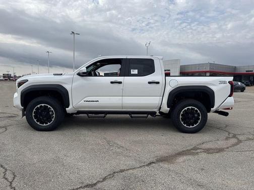 2026 Toyota Tacoma Hybrid TRD Off Road