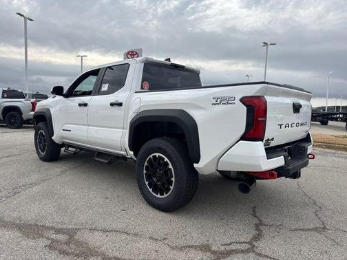 2026 Toyota Tacoma Hybrid TRD Off Road