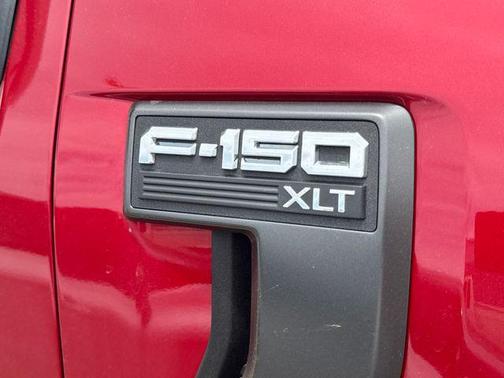 Rapid Red Metallic Tinted Clearcoat 2021 Ford F-150 XLT