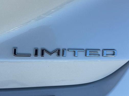 Wind Chill Pearl 2020 Toyota Avalon Limited