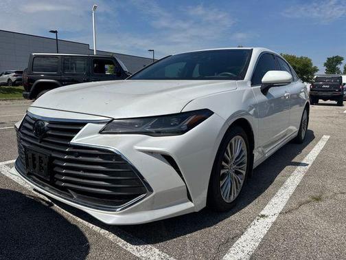 Wind Chill Pearl 2020 Toyota Avalon Limited