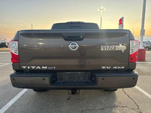 2018 Nissan Titan SV