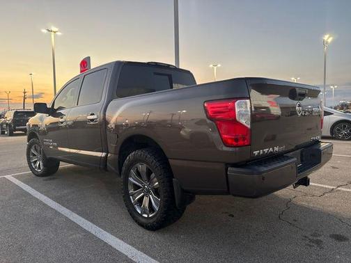 2018 Nissan Titan SV