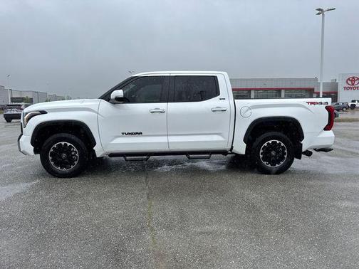 Ice 2026 Toyota Tundra SR5