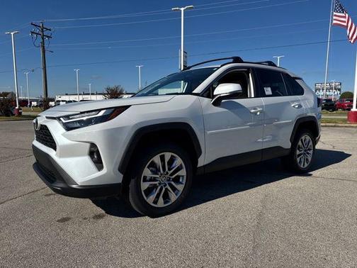 2025 Toyota RAV4 XLE Premium