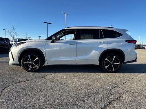 2021 Toyota Highlander XSE