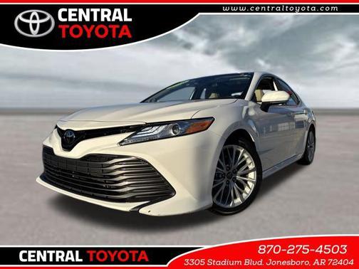 2020 Toyota Camry XLE