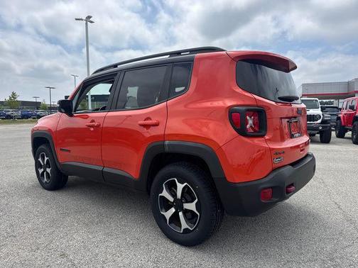 Omaha Orange Clearcoat 2020 Jeep Renegade Trailhawk
