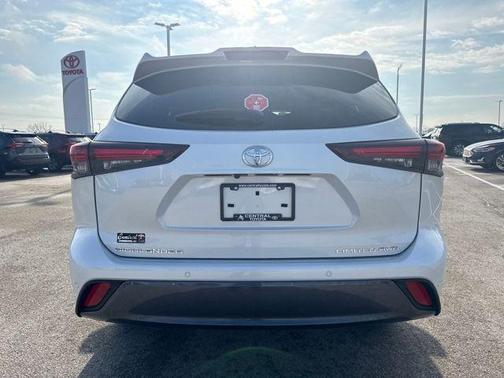 2026 Toyota Highlander Limited