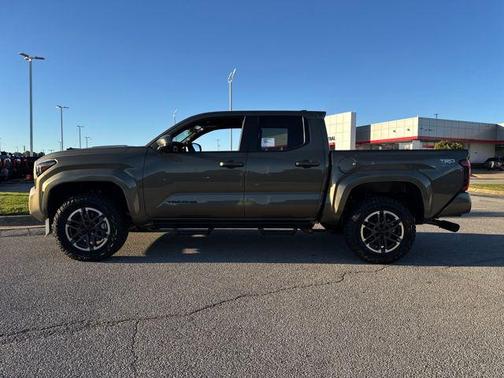 2025 Toyota Tacoma TRD Sport