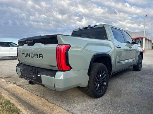 2026 Toyota Tundra Hybrid Platinum