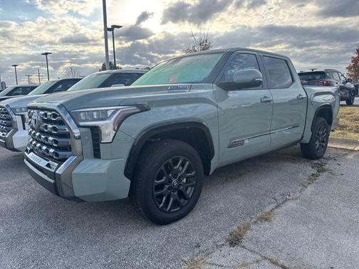2026 Toyota Tundra Hybrid Platinum