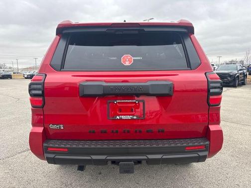 2025 Toyota 4Runner SR5