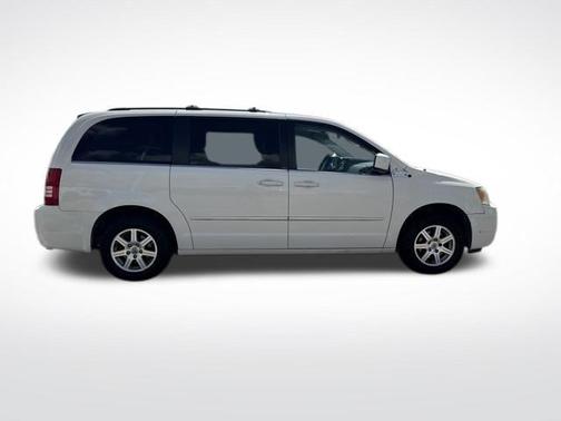 2009 Chrysler Town & Country Touring