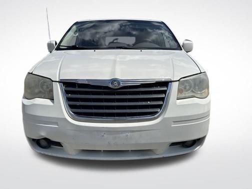 2009 Chrysler Town & Country Touring