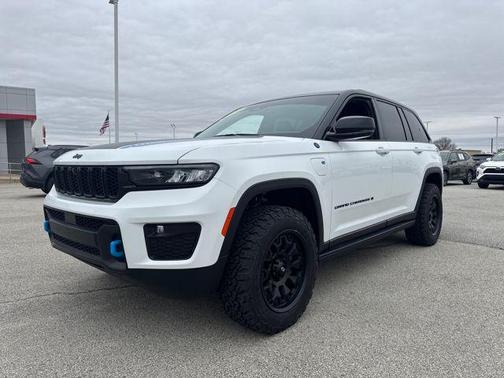 2024 Jeep Grand Cherokee 4xe Trailhawk