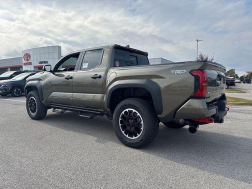 2025 Toyota Tacoma TRD Off Road
