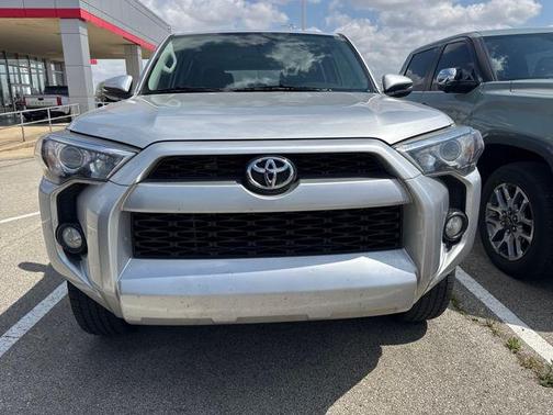 Classic Silver Metallic 2017 Toyota 4Runner SR5 Premium