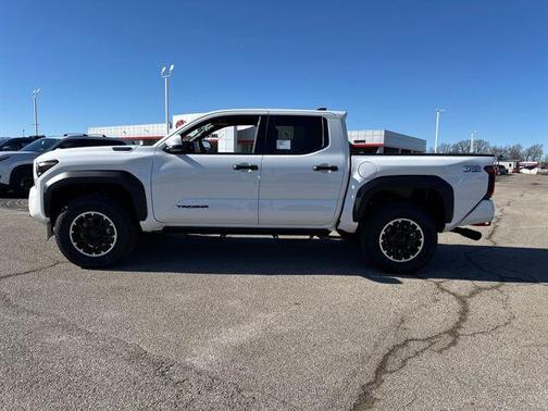 2026 Toyota Tacoma Hybrid TRD Off Road