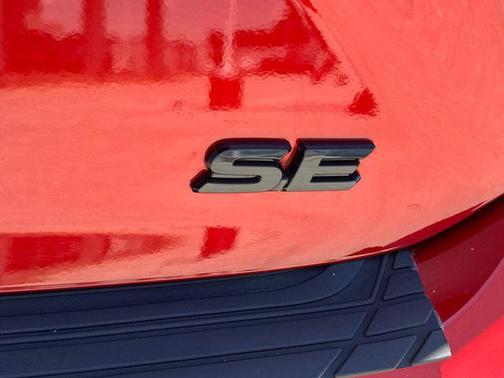 Supersonic Red 2025 Toyota Camry SE