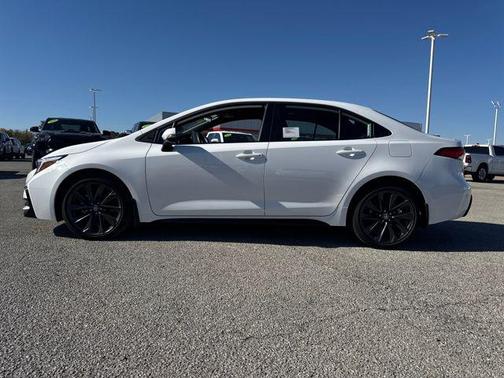 2025 Toyota Corolla SE