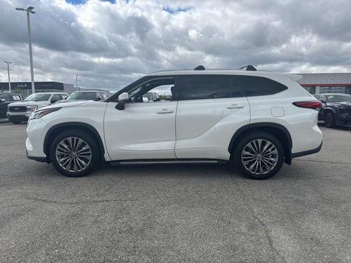 2021 Toyota Highlander Platinum