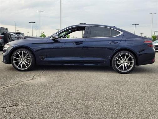 2023 Genesis G70 2.0T AWD