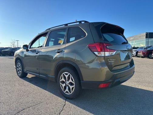 2023 Subaru Forester Premium