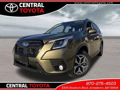 2023 Subaru Forester Premium