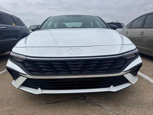 2025 Hyundai ELANTRA Sport