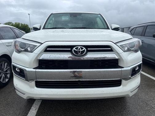 Blizzard Pearl 2022 Toyota 4Runner Limited