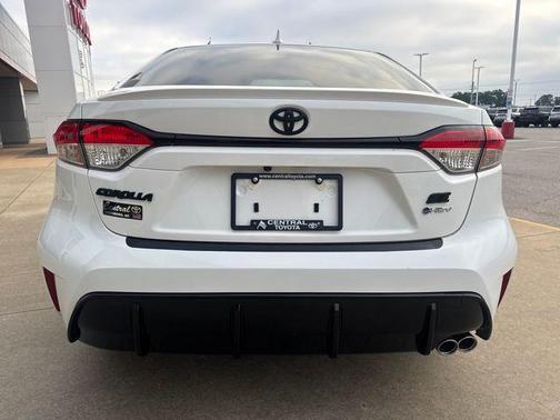 Ice Cap 2026 Toyota Corolla Hybrid SE