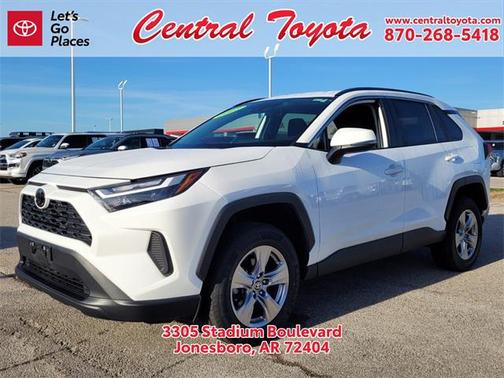2023 Toyota RAV4 XLE