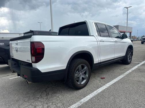Platinum White Pearl 2023 Honda Ridgeline RTL