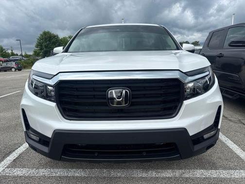 Platinum White Pearl 2023 Honda Ridgeline RTL