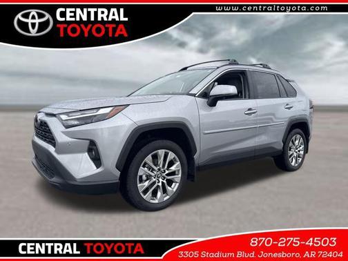 2025 Toyota RAV4 XLE Premium