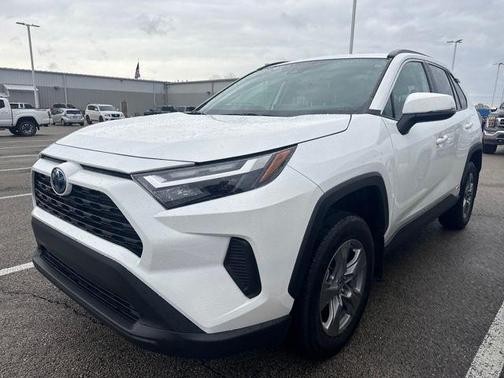 2024 Toyota RAV4 Hybrid XLE