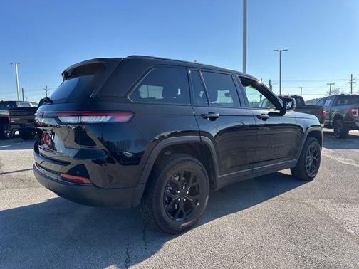 2024 Jeep Grand Cherokee Altitude