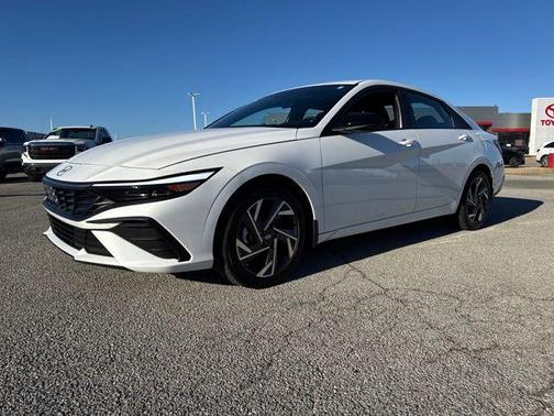 2025 Hyundai ELANTRA Sport